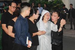 Đồng nghiệp và gia đình nghẹn lòng tiễn biệt 'Trung úy Phương' Thế Anh