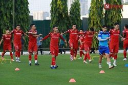 Thầy Park đau đầu đi tìm mảnh ghép còn thiếu của ĐTQG Việt Nam