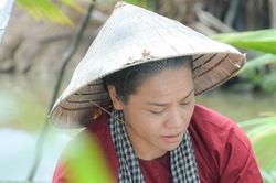 Bị chê 'hóa thân lố, 40 tuổi mà như 60 tuổi', Nhật Kim Anh đáp trả