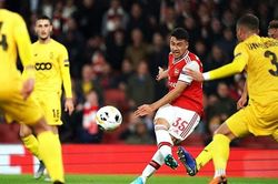 Mượn danh sao trẻ vừa lập cú đúp, CĐV Arsenal chế nhạo MU không tiếc lời