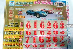 Người đẹp giở... quái chiêu!