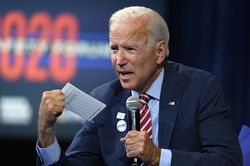 Cựu Phó Tổng thống Biden 'phản pháo' Tổng thống Mỹ