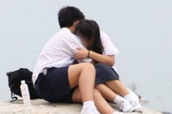 Nam sinh lớp 9 bị tố quan hệ tình dục với bé gái 11 tuổi