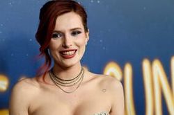 Sốc: Công chúa Disney một thời - Bella Thorne muốn đóng phim… người lớn