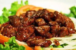 Bò lúc lắc sánh sốt chuẩn vị nhà hàng 5 sao
