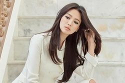 Song Hye Kyo trở lại mạng xã hội với loạt ảnh mới sau ly hôn