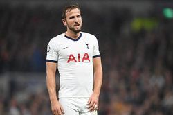 QUAN ĐIỂM: Old Trafford đâu còn là 'Nhà hát của những giấc mơ', Harry Kane đến MU làm gì?