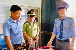 Nhân viên đường sắt trả lại hành khách 67 triệu đồng bỏ quên trên tàu
