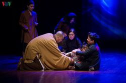 'Huyền thoại gò Rồng ấp' của PGS.TS Nguyễn Thế Kỷ đoạt giải Vàng Liên hoan sân khấu Trung Quốc - ASEAN
