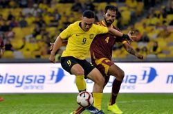 Malaysia hủy diệt Sri Lanka trước ngày đối đầu Việt Nam