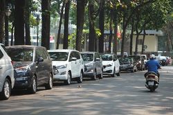 TP Hồ Chí Minh: Tăng phí cấp mới biển số ô tô, xe máy từ ngày 17/10