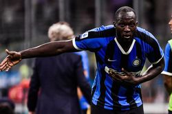 Lý do M.U hết tiền đạo cũng bán Romelu Lukaku