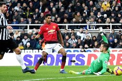 MU vs Newcastle: Oan gia ngõ hẹp