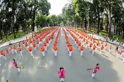 TP.HCM: Gần 3.000 người cao tuổi tham gia đồng diễn thể dục dưỡng sinh