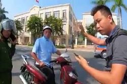 Quay clip vu khống bị cảnh sát đánh tung lên mạng, người đàn ông sau đó viết thư xin lỗi