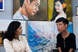 Tinh thần 'Không gì là không thể' của chàng họa sĩ vẽ tranh bằng miệng