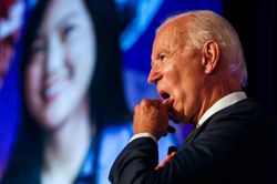 Ông Biden chỉ trích gay gắt ông Trump, so sánh lãnh đạo đương nhiệm với nhà lập quốc George Washington