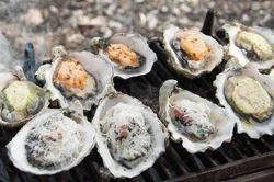Lưu ngay công thức làm hàu nướng đa dạng các loại topping