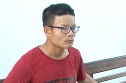 Nghi phạm khai quỵt 200.000 đồng mua dâm và đâm nhân viên cắt tóc