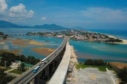 Khoan xuyên 6,2 km núi để thi công hầm Hải Vân 2
