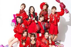 Twice là nhóm nhạc Kpop đầu tiên 'mở hàng' tại Singapore