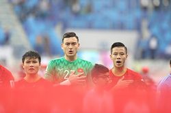 Việt Nam vs Malaysia: Đá với người Mã…