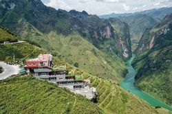 Hà Giang báo cáo Thủ tướng Chính phủ về công trình xây dựng trái phép tại đèo Mã Pì Lèng