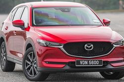 Mazda CX-5 turbo 'uống' 8.2 lít xăng/100 km, bán 983 triệu đồng