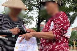 Hai ngày trước trận Việt Nam - Malaysia: Sốt vé xình xịch giữa trời mưa