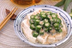 10 phút xong ngay salad đậu phụ, ăn 'thả ga' không sợ béo