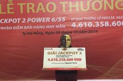 Cô bán vé số dạo ở Đà Nẵng trúng 4,6 tỷ đồng Vietlott nhờ tấm vé số 'ế'