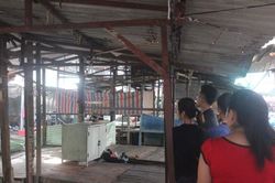 Một thanh niên thắt cổ tự tử giữa chợ Máy Cưa