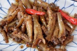 Mẹo kho cá bống thấm không cần ướp