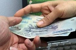 Trưởng phòng giao dịch 'vòi' tiền bảo hiểm của ngư dân