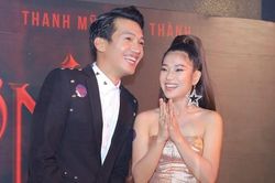 Hoàng Yến Chibi xin phép vợ Quang Tuấn cho đóng cảnh nóng
