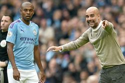 Muốn đuổi kịp Liverpool, Man City cần làm gì?