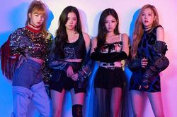 Sắp sở hữu MV tỉ view, tại sao BLACKPINK vẫn bị 'rèm pha' chỉ nổi tiếng ở nước ngoài?