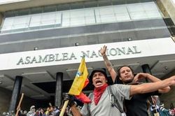 Biểu tình bạo lực leo thang tại Ecuador