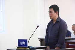 Ghen tuông, người đàn ông dùng búa đánh chết vợ hờ