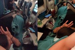 Hành động 'kém sang' trên máy bay khiến CĐM 'đập bàn bức xúc'