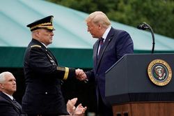 Nga lên tiếng sau khi TT Trump tiết lộ Mỹ chế tạo vũ khí 'không ai có thể tin được'