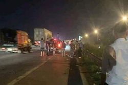 Vụ 3 nữ công nhân bị ô tô tông trên cao tốc: Thêm một nạn nhân 18 tuổi tử vong