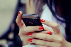 'Lạc' trong những đoạn chat yêu đương với người cũ