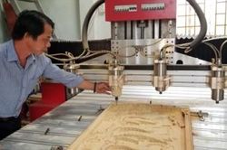 Kinh tế Công nghiệp - TTCN Hỗ trợ gần 100 triệu đồng trang bị máy điêu khắc gỗ CNC 3D
