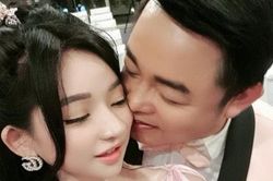 Bị lộ ảnh thân mật, Quang Lê dính nghi án tình cảm với vợ cũ Hồ Quang Hiếu hậu chia tay Thanh Bi 'Người phán xử'