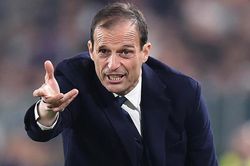 HLV Allegri hy vọng sớm được dẫn dắt MU