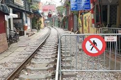 Nhiều quán 'cà phê đường tàu' tự giác đóng cửa, không còn kinh doanh