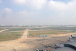 Sân bay Tân Sơn Nhất giảm ùn tắc cả trên trời và dưới mặt đất