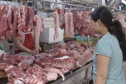 Giá thịt lợn tăng mạnh tại chợ và siêu thị
