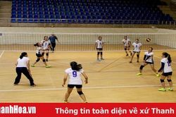 Đội bóng chuyền nữ Tiến Nông Thanh Hóa và những khó khăn trong cuộc đua trụ hạng